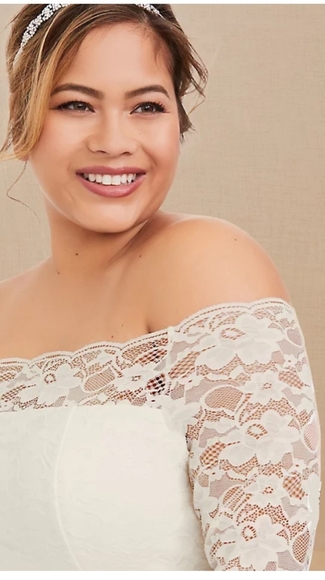 💍Torrid Ivory Lace Bodycon  Dress - Picture 2 of 8